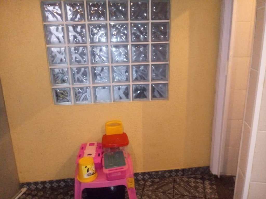 Casa em Praia Grande, no bairro Tupi