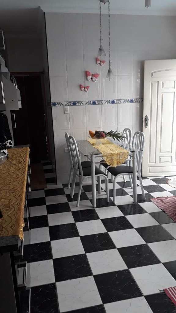 Casa em Praia Grande, no bairro Tupi
