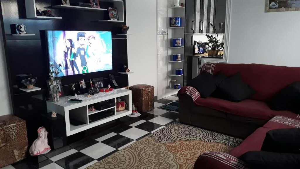 Casa em Praia Grande, no bairro Tupi