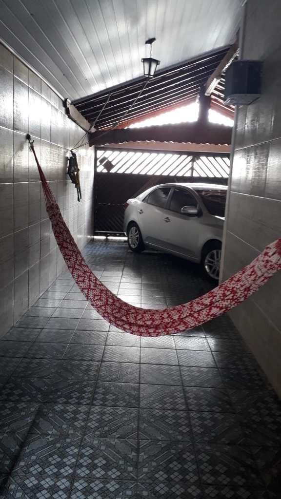 Casa em Praia Grande, no bairro Tupi