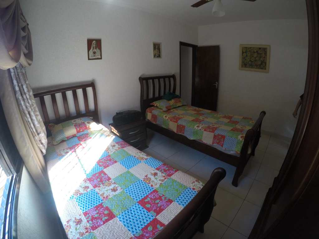 Casa em Praia Grande, no bairro Aviação