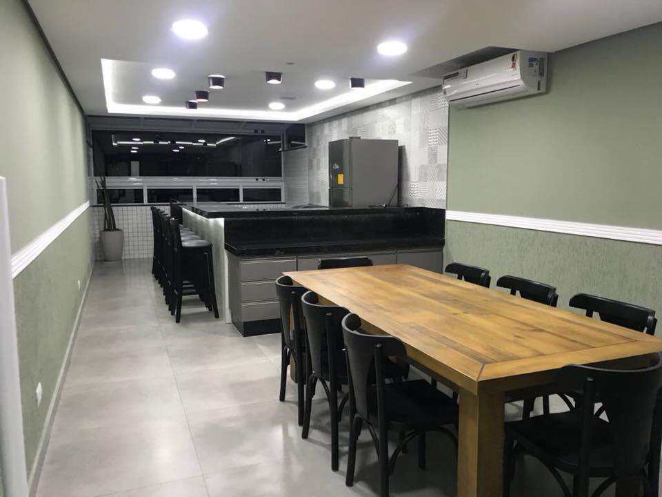 Apartamento em Praia Grande, no bairro Canto do Forte