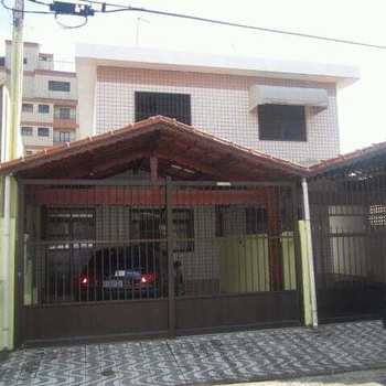 Casa em Praia Grande, bairro Caiçara