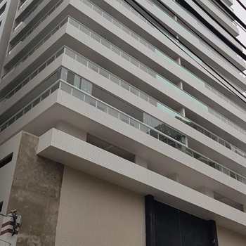Apartamento em Praia Grande, bairro Canto do Forte