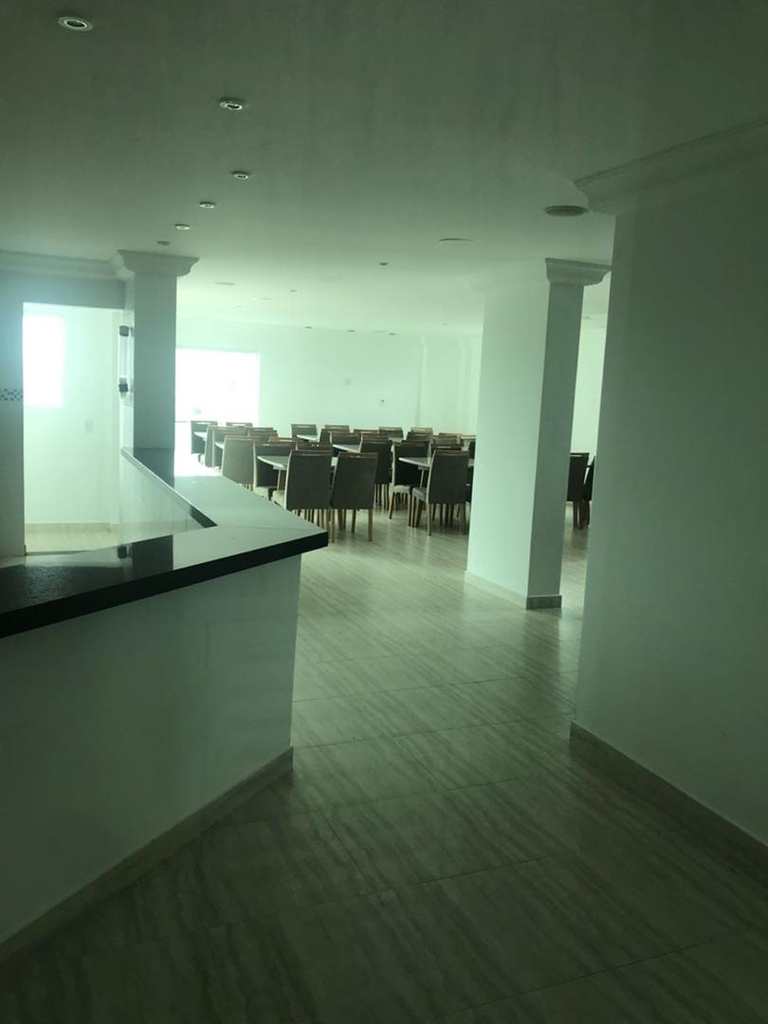 Apartamento em Praia Grande, no bairro Caiçara