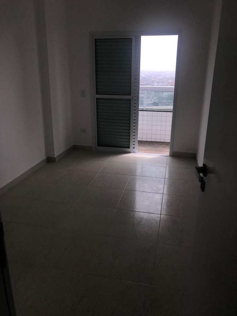 Apartamento em Praia Grande, no bairro Caiçara