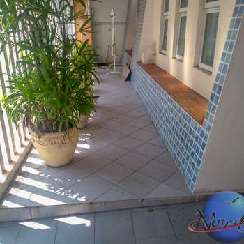 Casa em Praia Grande, bairro Aviação