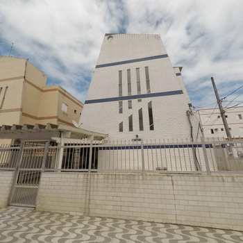 Kitnet em Praia Grande, bairro Ocian