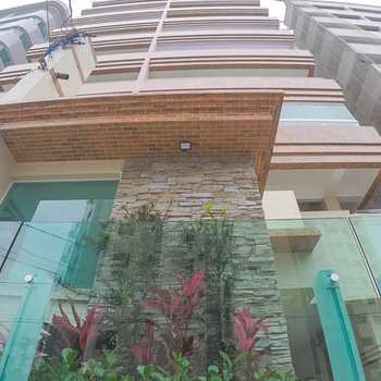 Apartamento em Praia Grande, bairro Guilhermina