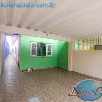 Casa em Praia Grande, bairro Balneário Pires
