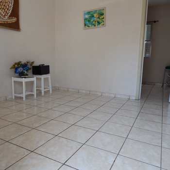 Apartamento em Praia Grande, bairro Guilhermina
