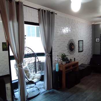 Apartamento em Praia Grande, bairro Tupi
