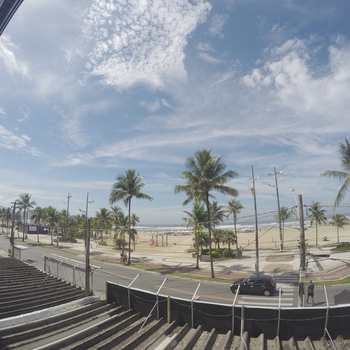 Apartamento em Praia Grande, bairro Guilhermina