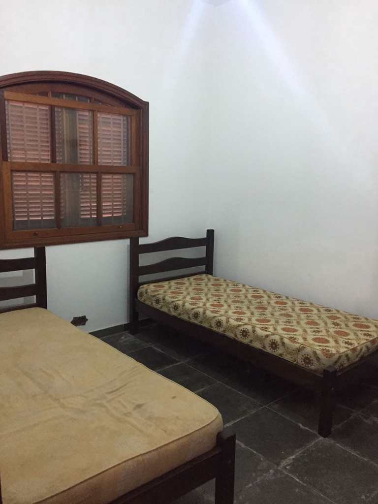 Casa em Praia Grande, no bairro Ocian