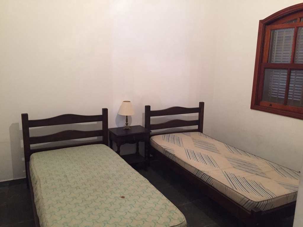Casa em Praia Grande, no bairro Ocian