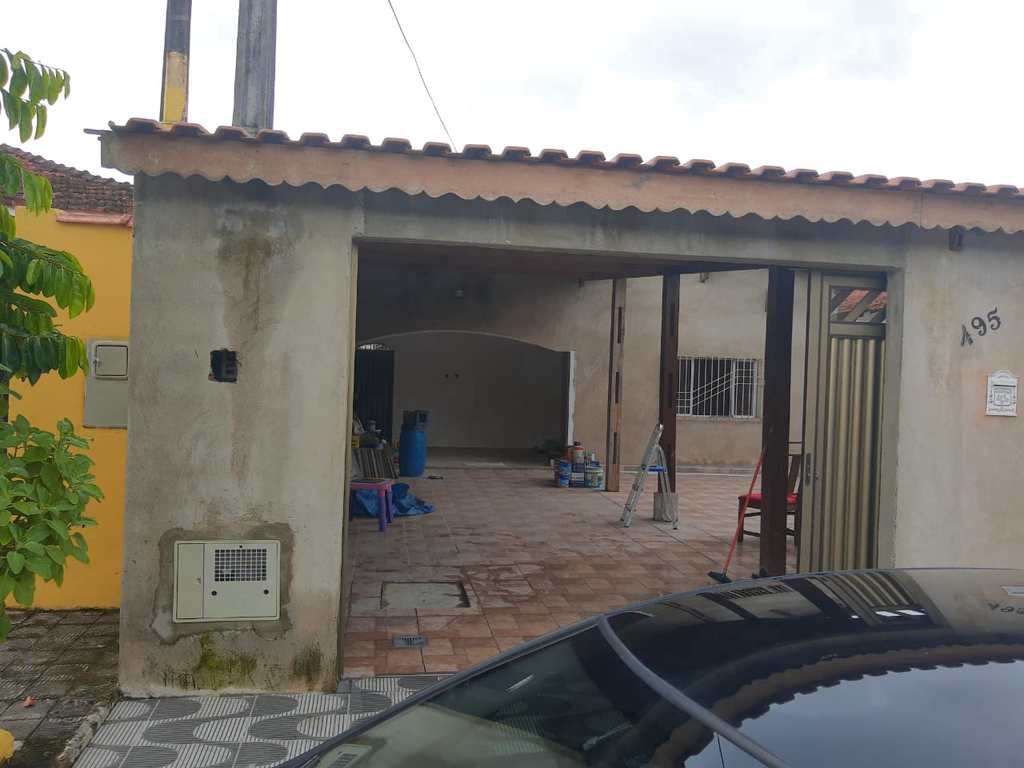 Casa em Praia Grande, no bairro Maracanã