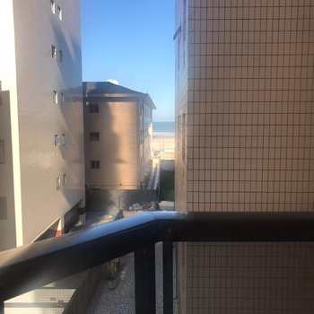 Apartamento em Praia Grande, bairro Guilhermina