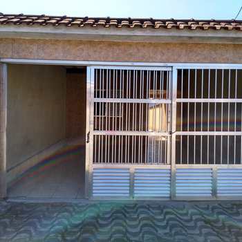 Casa em Praia Grande, bairro Maracanã