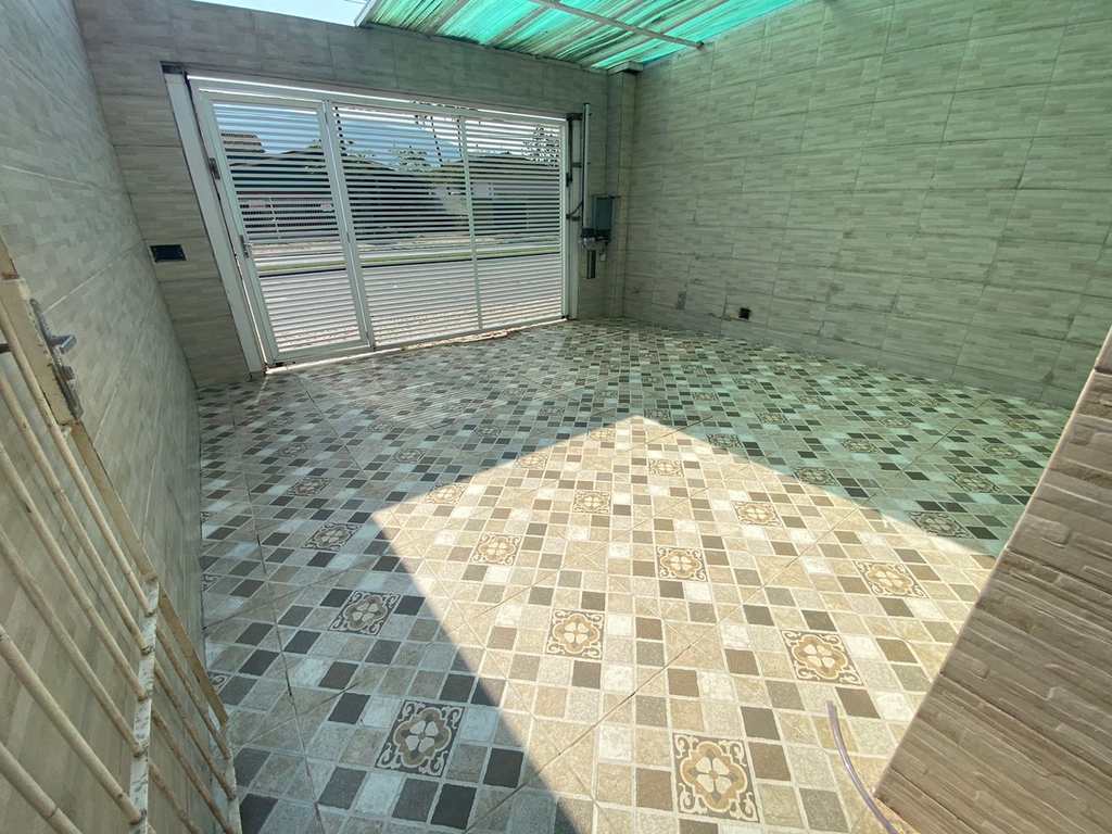 Casa em Praia Grande, no bairro Caiçara