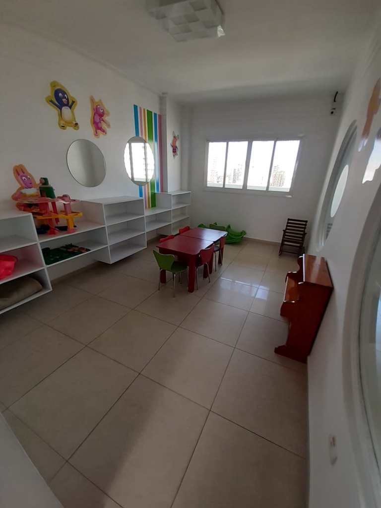 Apartamento em Praia Grande, no bairro Canto do Forte