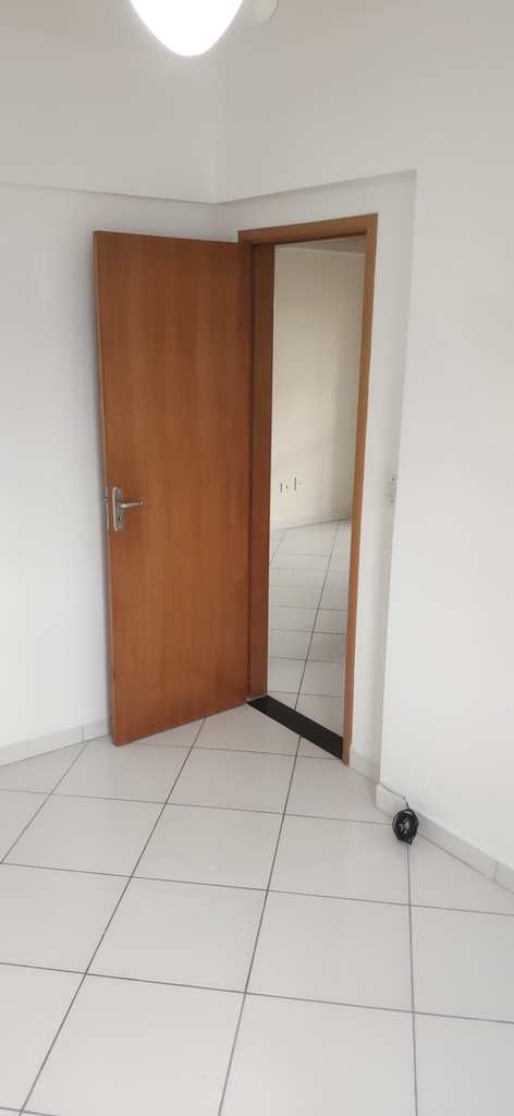 Apartamento em Praia Grande, no bairro Tupi