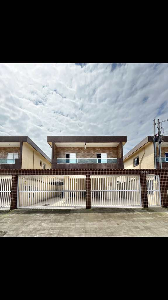 Sobrado de Condomínio em Praia Grande, no bairro Esmeralda