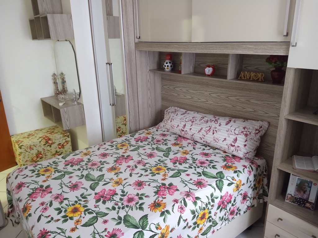 Apartamento em Praia Grande, no bairro Caiçara