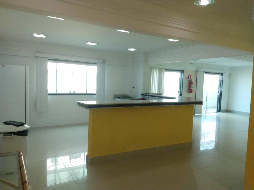Apartamento em Praia Grande, no bairro Caiçara