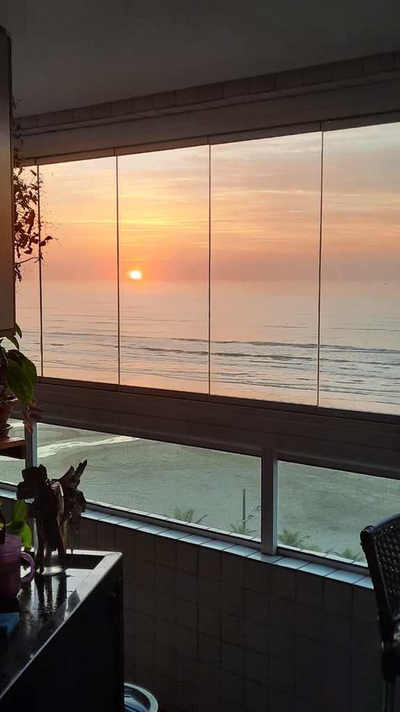 Apartamento em Praia Grande, no bairro Maracanã