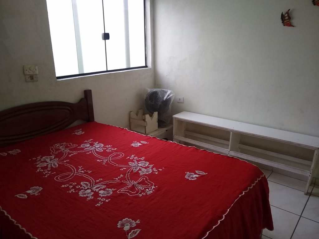Casa em Praia Grande, no bairro Ocian