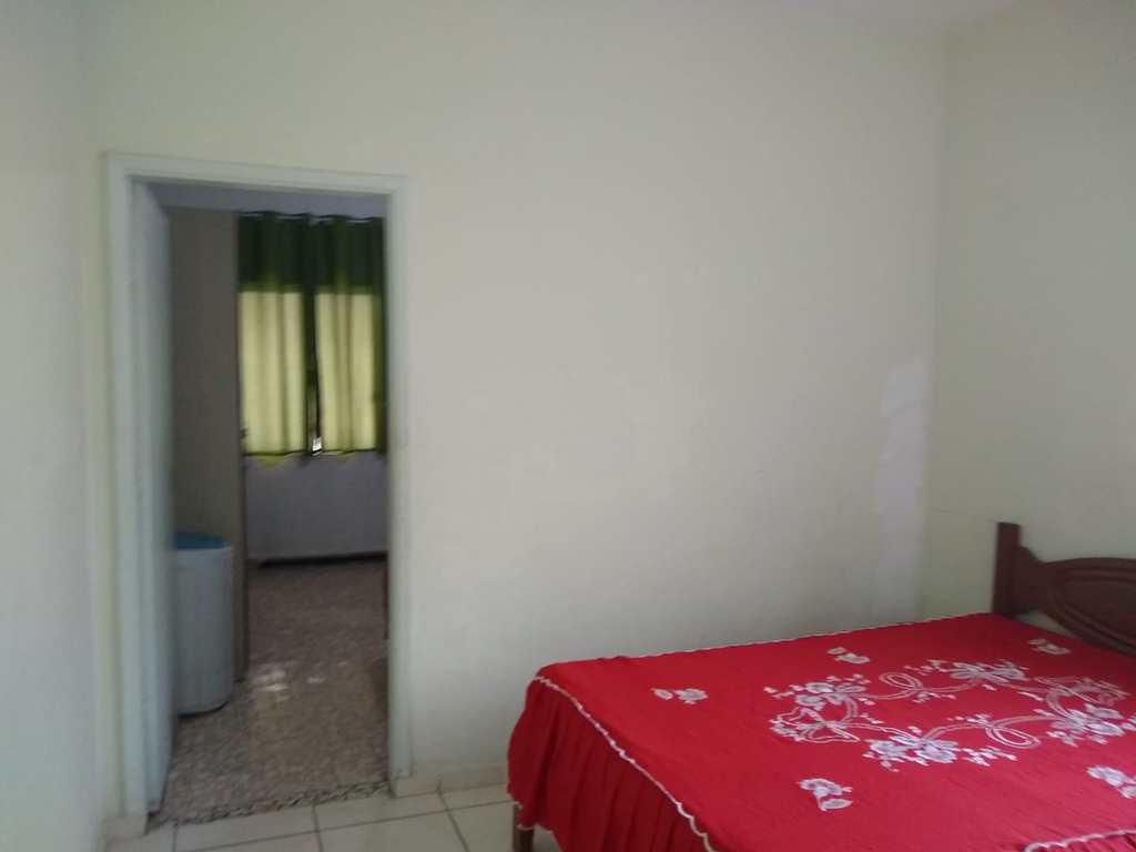 Casa em Praia Grande, no bairro Ocian