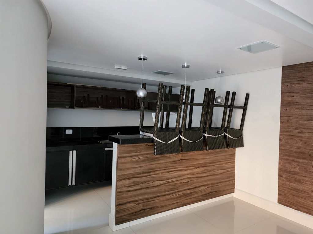 Apartamento em Praia Grande, no bairro Vila Caiçara