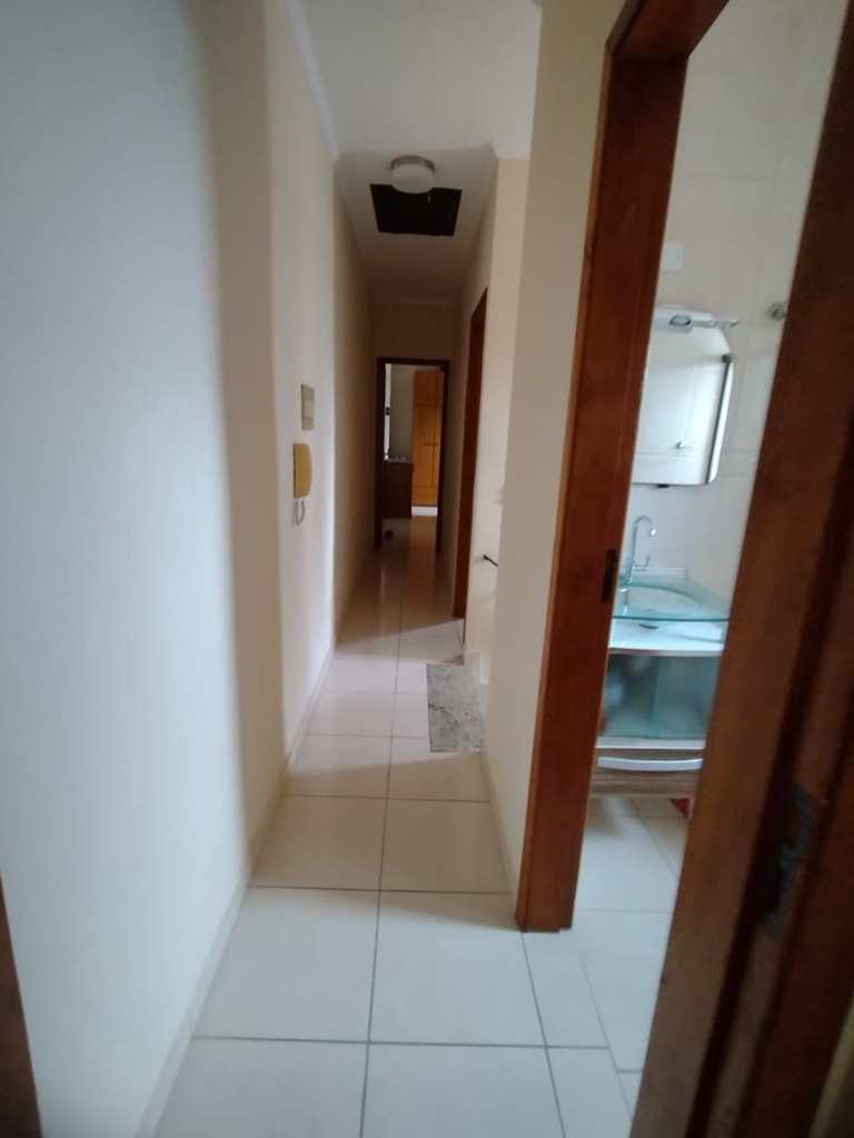 Sobrado em Praia Grande, no bairro Canto do Forte
