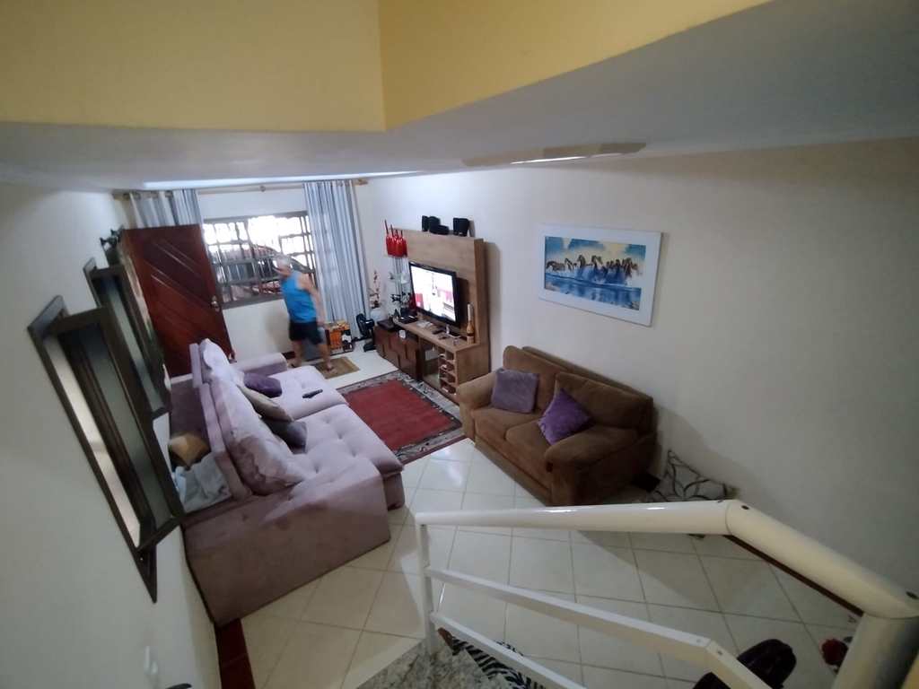 Sobrado em Praia Grande, no bairro Canto do Forte