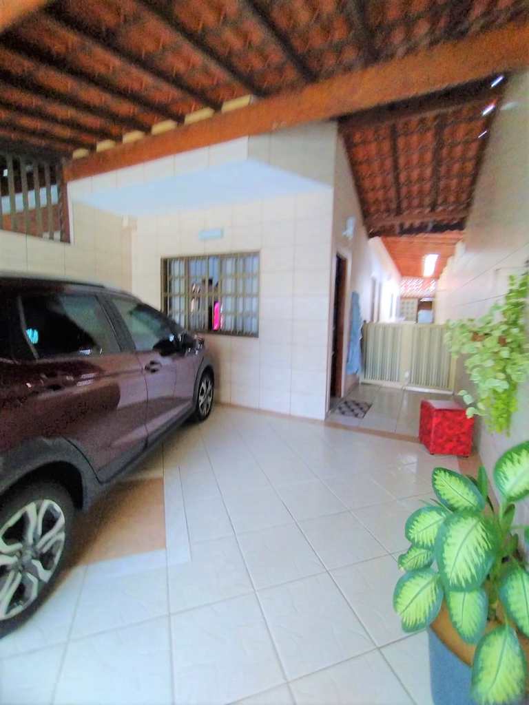 Sobrado em Praia Grande, no bairro Canto do Forte