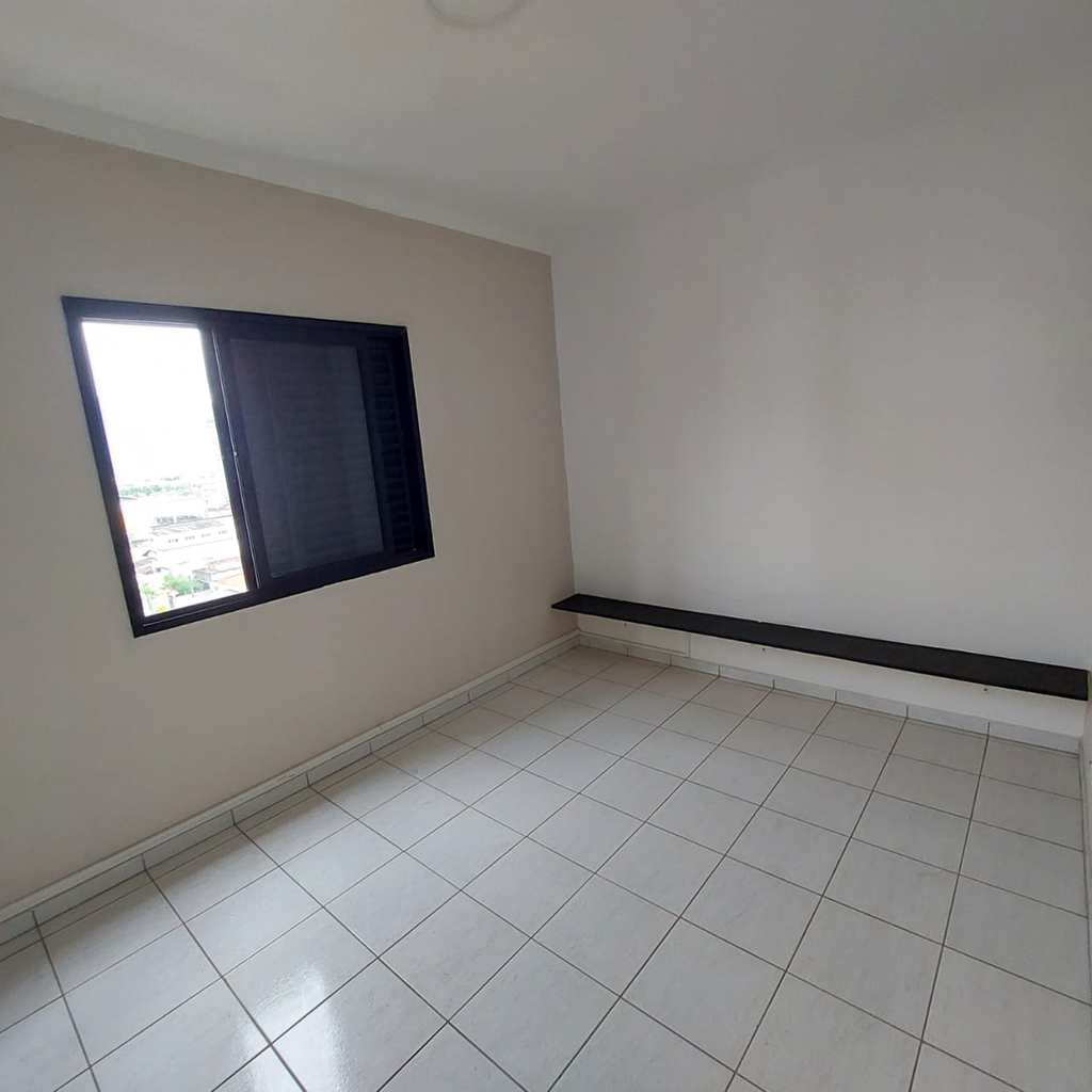 Apartamento em Praia Grande, no bairro Caiçara