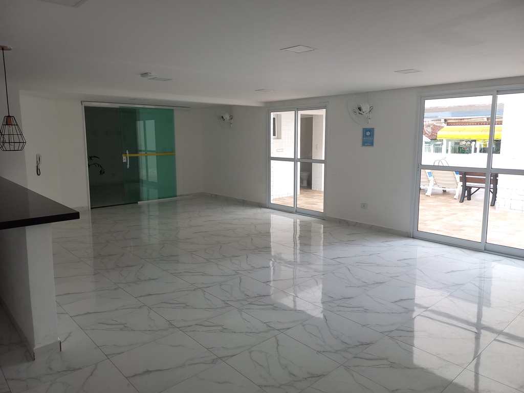 Apartamento em Praia Grande, no bairro Ocian