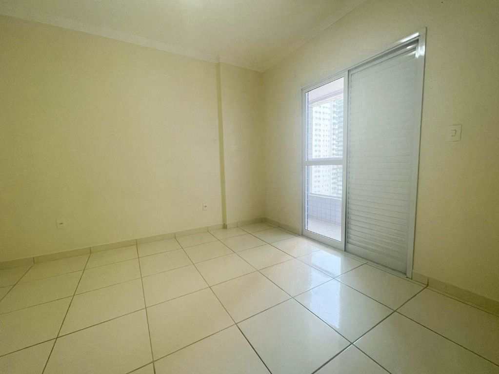 Apartamento em Praia Grande, no bairro Canto do Forte