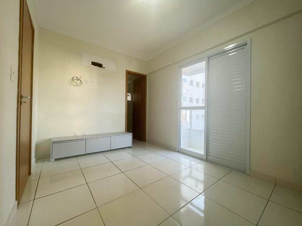 Apartamento em Praia Grande, no bairro Canto do Forte
