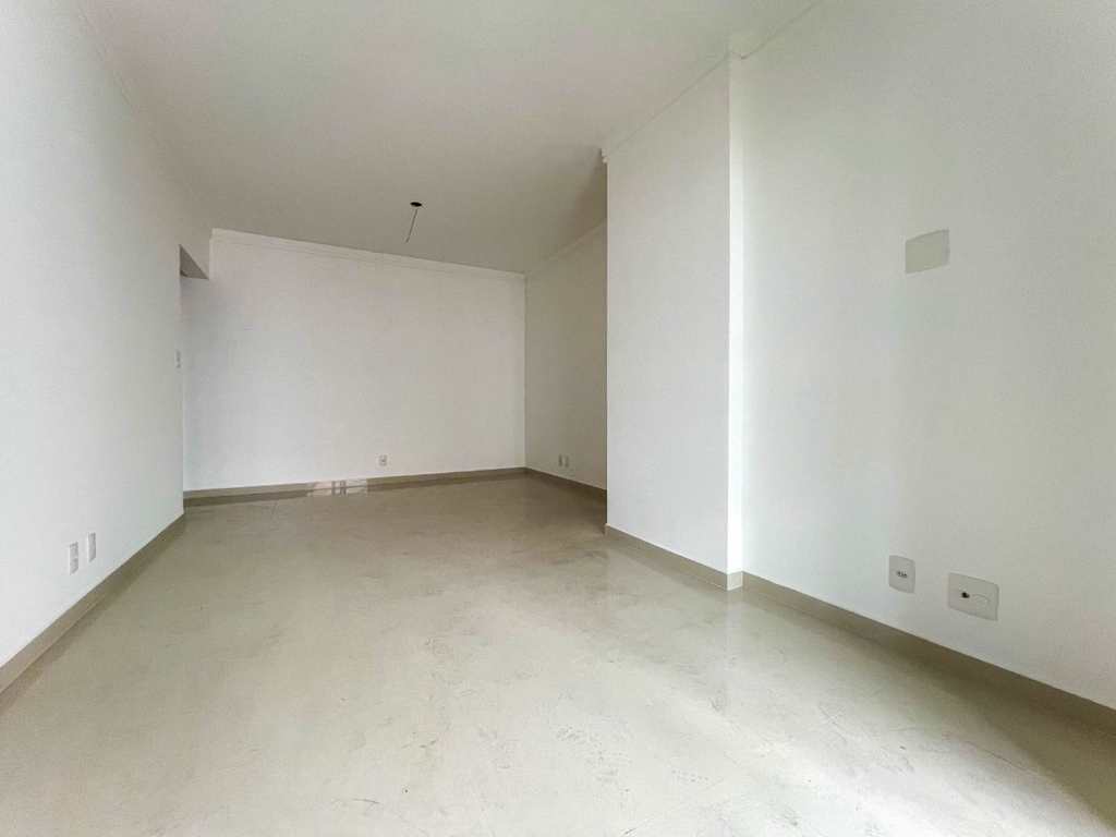 Apartamento em Praia Grande, no bairro Canto do Forte