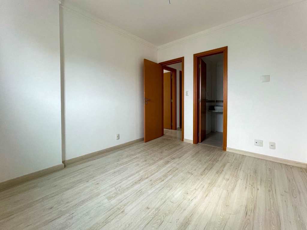 Apartamento em Praia Grande, no bairro Canto do Forte