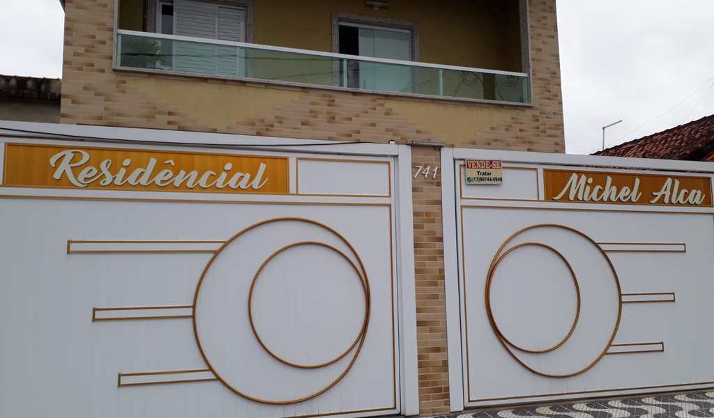 Casa de Condomínio em Praia Grande, bairro Mirim