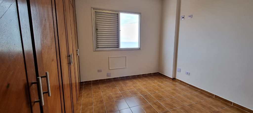 Apartamento em Praia Grande, no bairro Tupi