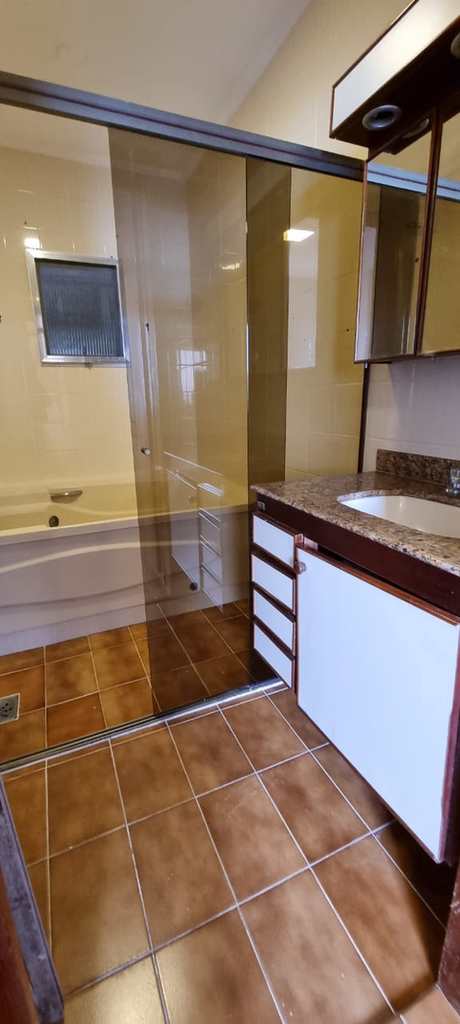 Apartamento em Praia Grande, no bairro Tupi