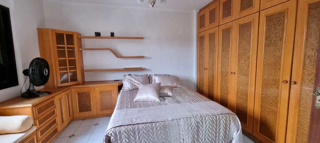 Apartamento em Praia Grande, no bairro Canto do Forte