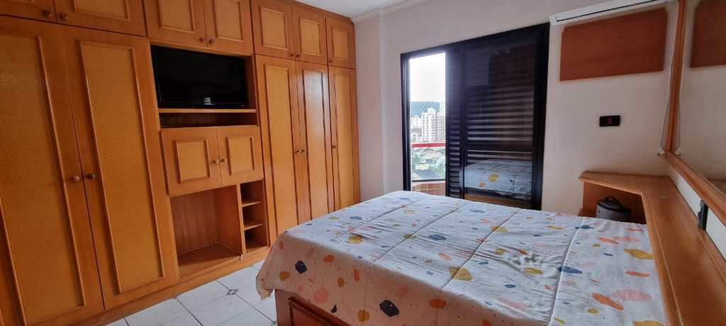 Apartamento em Praia Grande, no bairro Canto do Forte