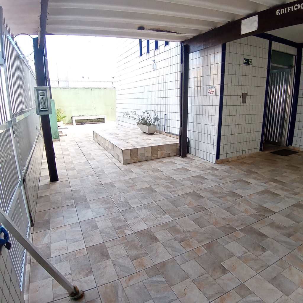 Kitnet em Praia Grande, no bairro Ocian