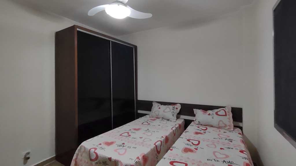 Apartamento em Praia Grande, no bairro Caiçara
