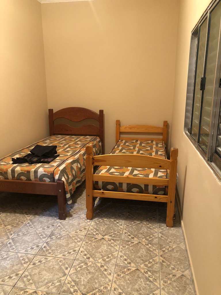 Casa em Praia Grande, no bairro Vila Caiçara