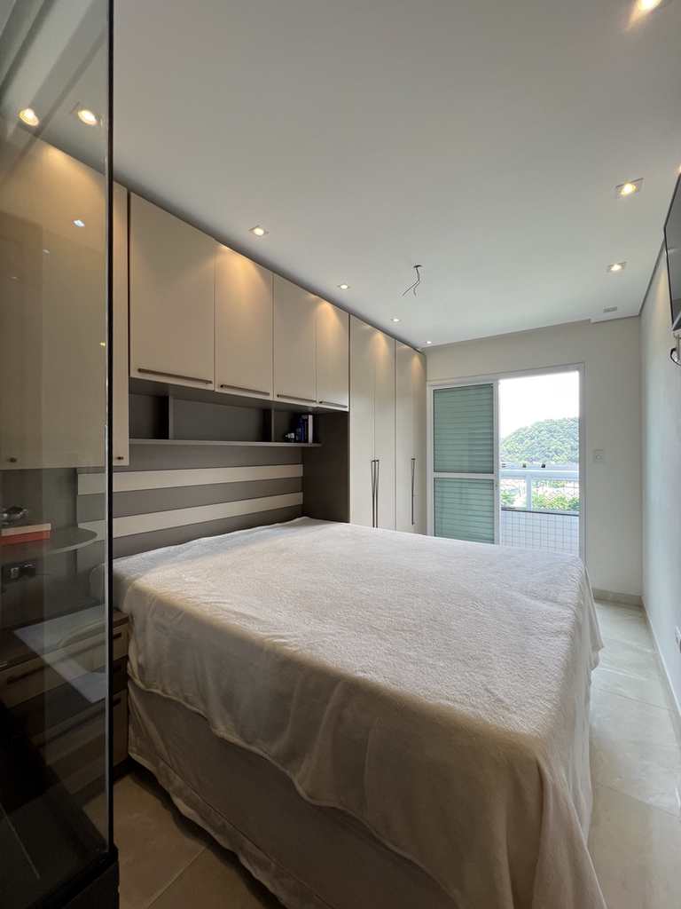 Apartamento em Praia Grande, no bairro Canto do Forte